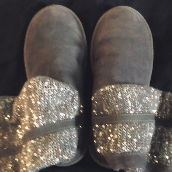 ❤️CLEARANCE🌺UGG Camaya Sequin Knit and Suede - Picture 9 of 11